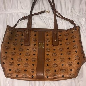 MCM Medium Shopper
